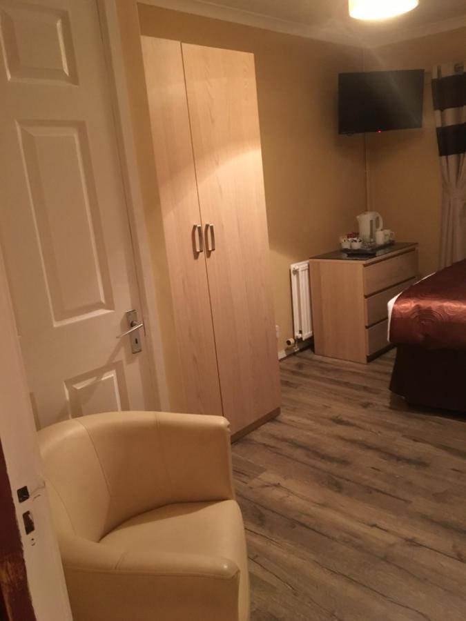 The Ynyscedwyn Arms Hotel Swansea Extérieur photo